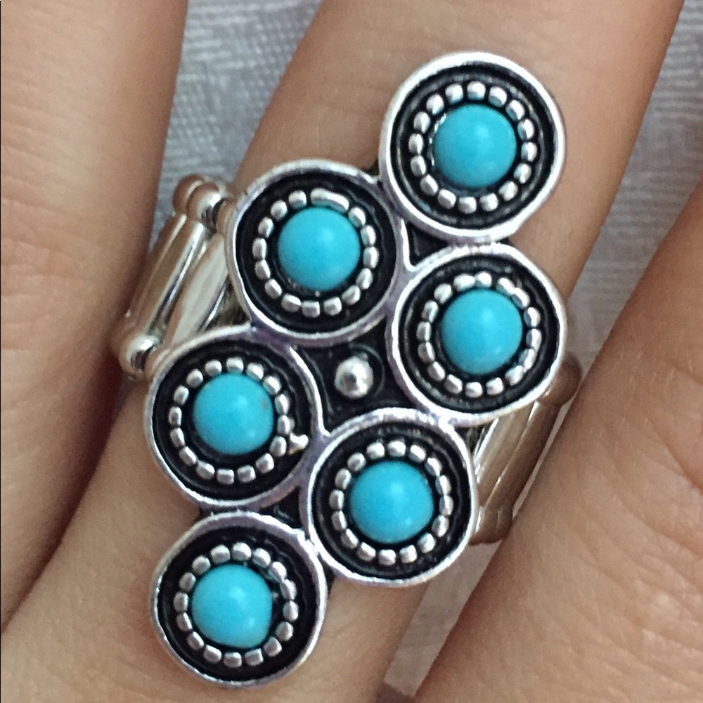 (SOLD) Ring - Picture 4 of 5
